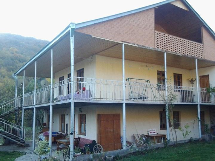 Marine'S Guest House Ananuri Exterior photo